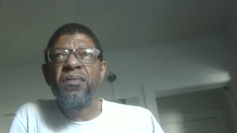 Snapshot of arteblazze chatting on 06-07-26, 02:43 Arteblazze not daddy boy bitch or nigga online show from 06-07-26, 02:43