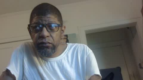 Snapshot of arteblazze chatting on 06-15-26, 12:13 Arteblazze not daddy boy bitch or nigga online show from 06-15-26, 12:13