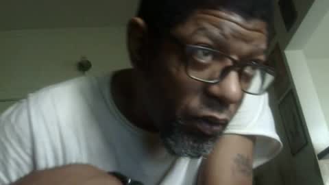 Snapshot of arteblazze chatting on 07-17-26, 12:34 Arteblazze not daddy boy bitch or nigga online show from 07-17-26, 12:34