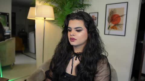 Snapshot of artechloe chatting on 01-22-25, 08:59 Chloe online show from 01-22-25, 08:59