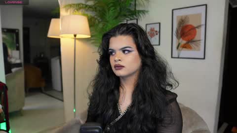 Snapshot of artechloe chatting on 01-23-25, 10:11 Chloe online show from 01-23-25, 10:11