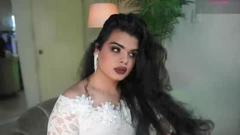 Snapshot of artechloe chatting on 10-07-25, 05:43 Chloe online show from 10-07-25, 05:43