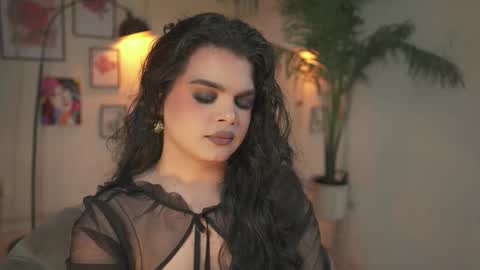 Snapshot of artechloe chatting on 12-19-25, 11:12 Chloe online show from 12-19-25, 11:12