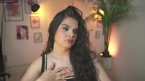 Snapshot of artechloe chatting on 02-05-26, 01:21 Chloe online show from 02-05-26, 01:21