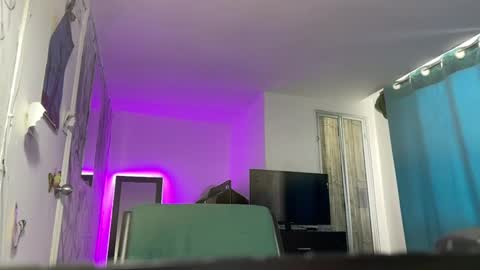   online show from 12-23-24, 08:14