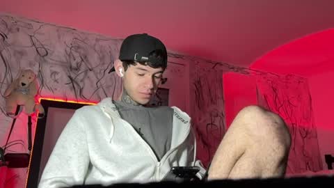   online show from 02-04-25, 11:38