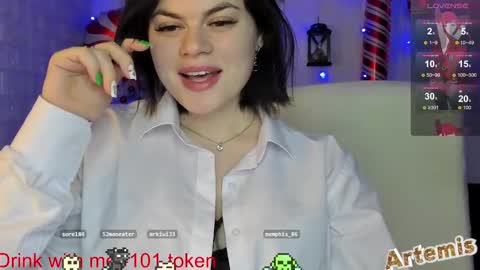 Artemis  my pvt is open and lovense is active  online show from 01-02-25, 04:02