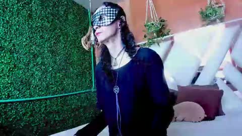 Arthemisa online show from 07-22-26, 04:43