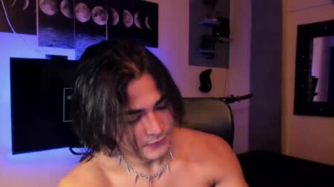 Snapshot of arthur_hunter chatting on 06-05-26, 01:12 I AM HERE online show from 06-05-26, 01:12