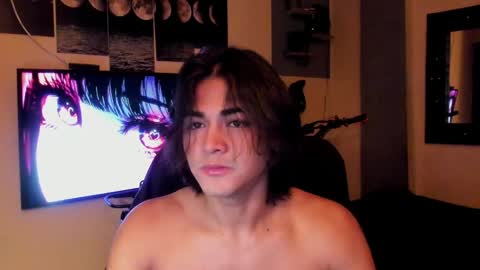 Snapshot of arthur_hunter chatting on 06-07-26, 01:43 I AM HERE online show from 06-07-26, 01:43