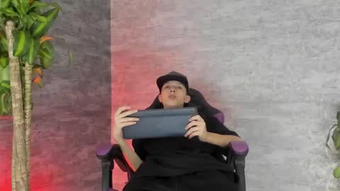 arthurcox_ online show from 09-21-25, 05:25