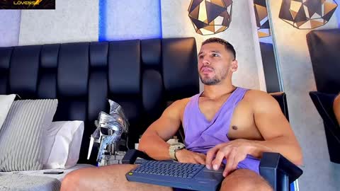 Arthur online show from 01-06-25, 11:31