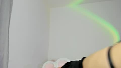 Snapshot of artic_love chatting on 11-27-25, 02:35 Lenna online show from 11-27-25, 02:35