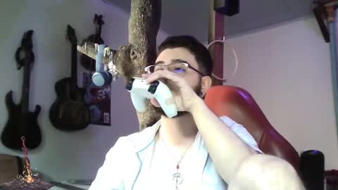 artorias 4 online show from 12-20-24, 06:24