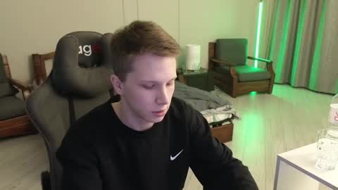 Archie online show from 02-27-25, 03:15