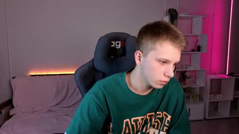 Archie online show from 10-10-25, 09:14