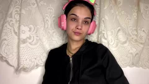 Amina online show from 01-10-26, 07:26