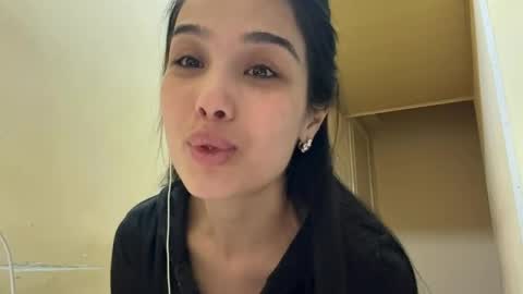 Amina online show from 02-28-26, 06:42