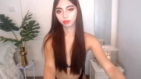 Snapshot of ary_99x chatting on 02-15-26, 06:15 Ariella online show from 02-15-26, 06:15