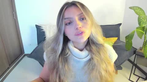 Zahaara online show from 12-13-25, 08:25