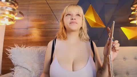 sofia online show from 01-19-26, 11:03