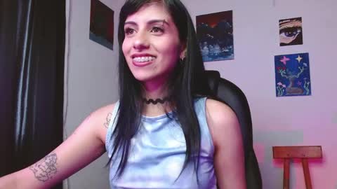   Independent Model online show from 04-16-26, 06:41