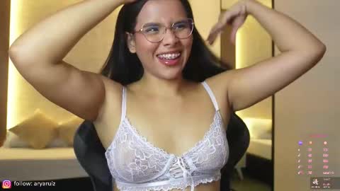 Arya online show from 10-21-25, 02:29