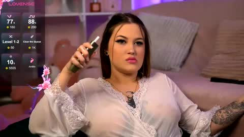 Snapshot of aryadeluna chatting on 01-23-25, 06:24 Lunaa online show from 01-23-25, 06:24