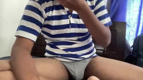 aryan_980763874 online show from 02-15-26, 06:54