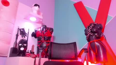 Snapshot of aryfox77 chatting on 04-28-26, 06:13 aryfox77 online show from 04-28-26, 06:13