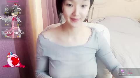 Lily online show from 09-14-25, 04:00