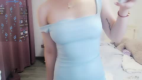 Lily online show from 07-17-26, 03:57