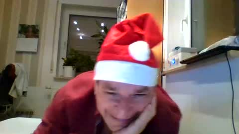 Snapshot of as660660 chatting on 12-20-25, 10:50 as660660 online show from 12-20-25, 10:50