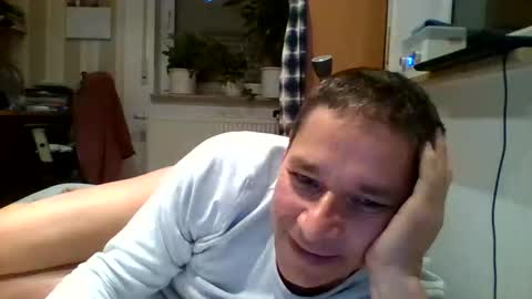 Snapshot of as660660 chatting on 01-16-26, 11:42 as660660 online show from 01-16-26, 11:42