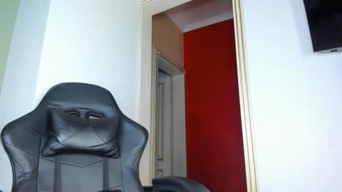 Asami online show from 11-20-25, 12:38