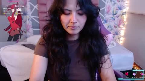 Snapshot of asaray_t chatting on 11-22-25, 08:30 Saray online show from 11-22-25, 08:30