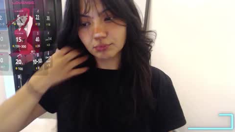 Snapshot of asaray_t chatting on 03-04-26, 01:11 Saray online show from 03-04-26, 01:11