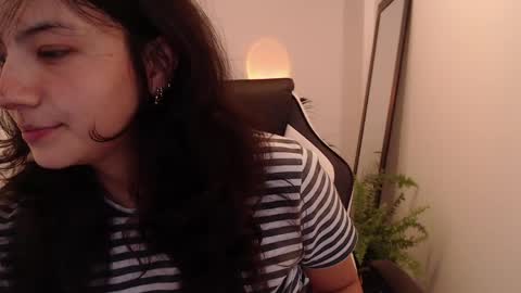 Snapshot of asaray_t chatting on 03-30-26, 12:28 Saray online show from 03-30-26, 12:28