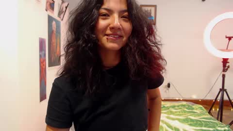 Snapshot of asaray_t chatting on 04-10-26, 01:00 Saray online show from 04-10-26, 01:00