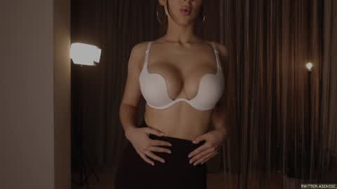 Call me Ann online show from 01-22-25, 07:34