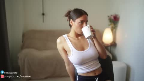 Snapshot of asensse chatting on 05-12-26, 10:34 Call me Ann online show from 05-12-26, 10:34