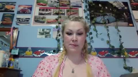 ash0ley online show from 01-14-26, 04:01