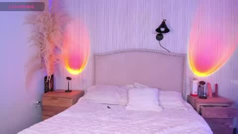 Ashley online show from 05-19-26, 12:33