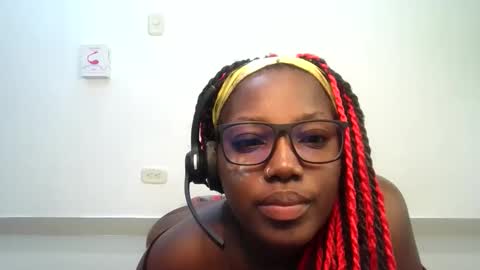 Snapshot of ashaichious chatting on 04-26-26, 04:10 Ebonie Rose online show from 04-26-26, 04:10