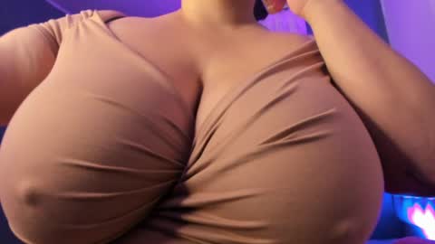 Snapshot of ashanty_vera01 chatting on 05-04-26, 03:57 ashanty_vera01 online show from 05-04-26, 03:57