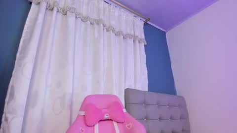 Snapshot of ashanty_vera01 chatting on 05-17-26, 04:43 ashanty_vera01 online show from 05-17-26, 04:43