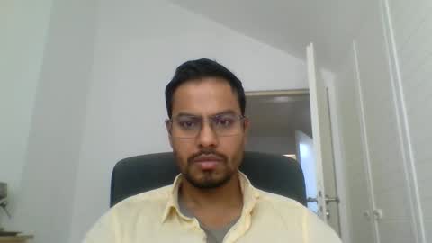 Snapshot of asharma1984xyz chatting on 06-08-26, 06:58 asharma1984xyz online show from 06-08-26, 06:58