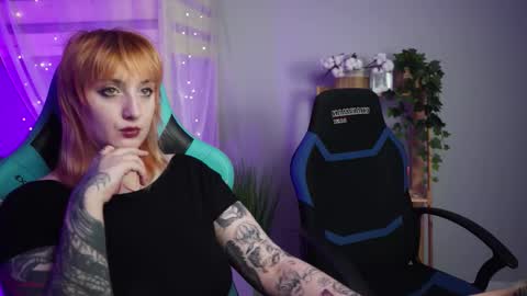 AshleyAshe  online show from 09-15-25, 02:33