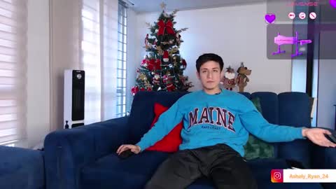 Snapshot of ashely_ryan24 chatting on 11-20-25, 09:58 Ashley And Ryan online show from 11-20-25, 09:58