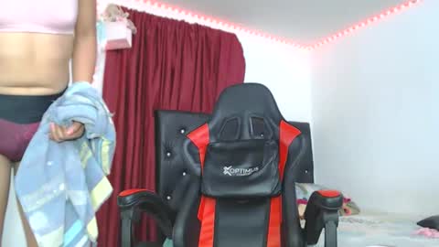 ashelyhots9inches online show from 02-14-26, 04:04